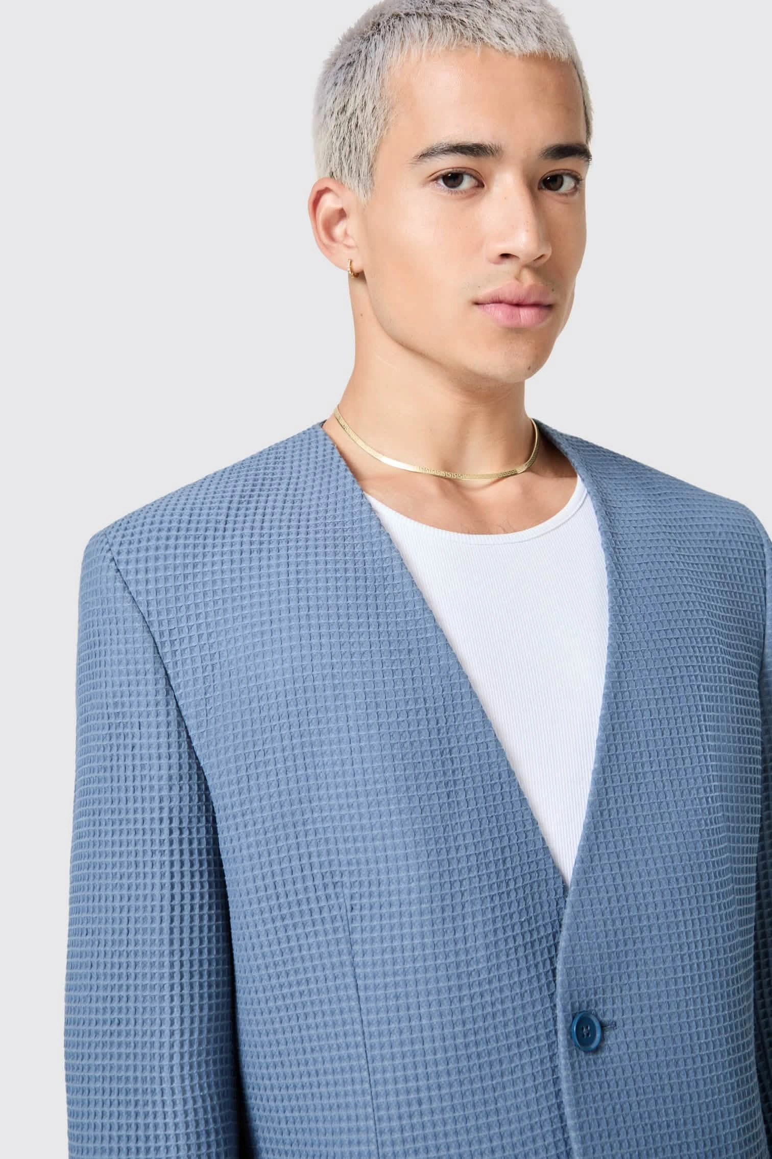 Anthony's Blauwe Wafel-Knit Oversized Suit: Archief, Comfortabel & Stijlvol! Een Blauwe Droom.