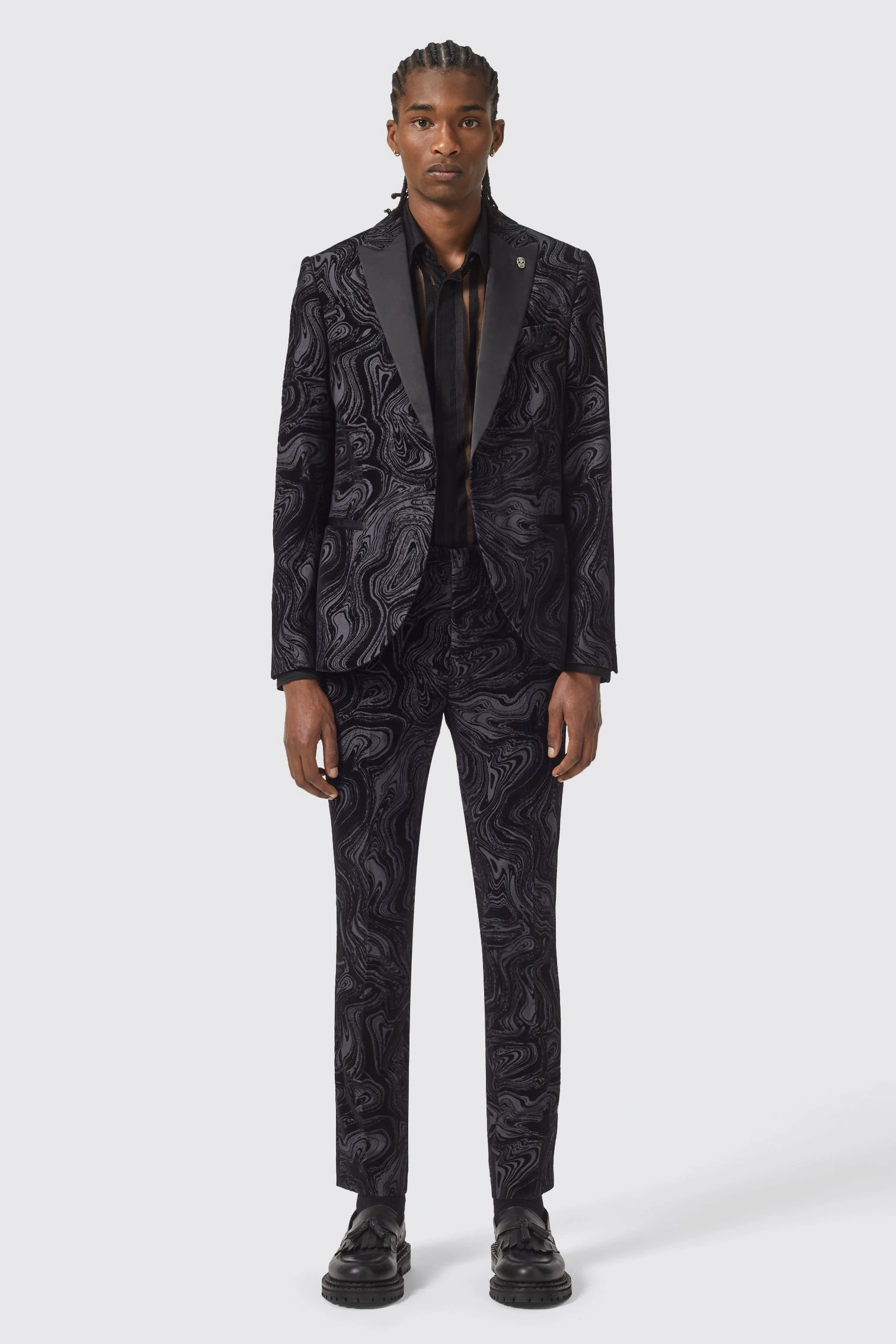 Angelou Slanke Zwarte Broek: Elegantie ontmoet perfecte pasvorm, klaar voor elke dag.